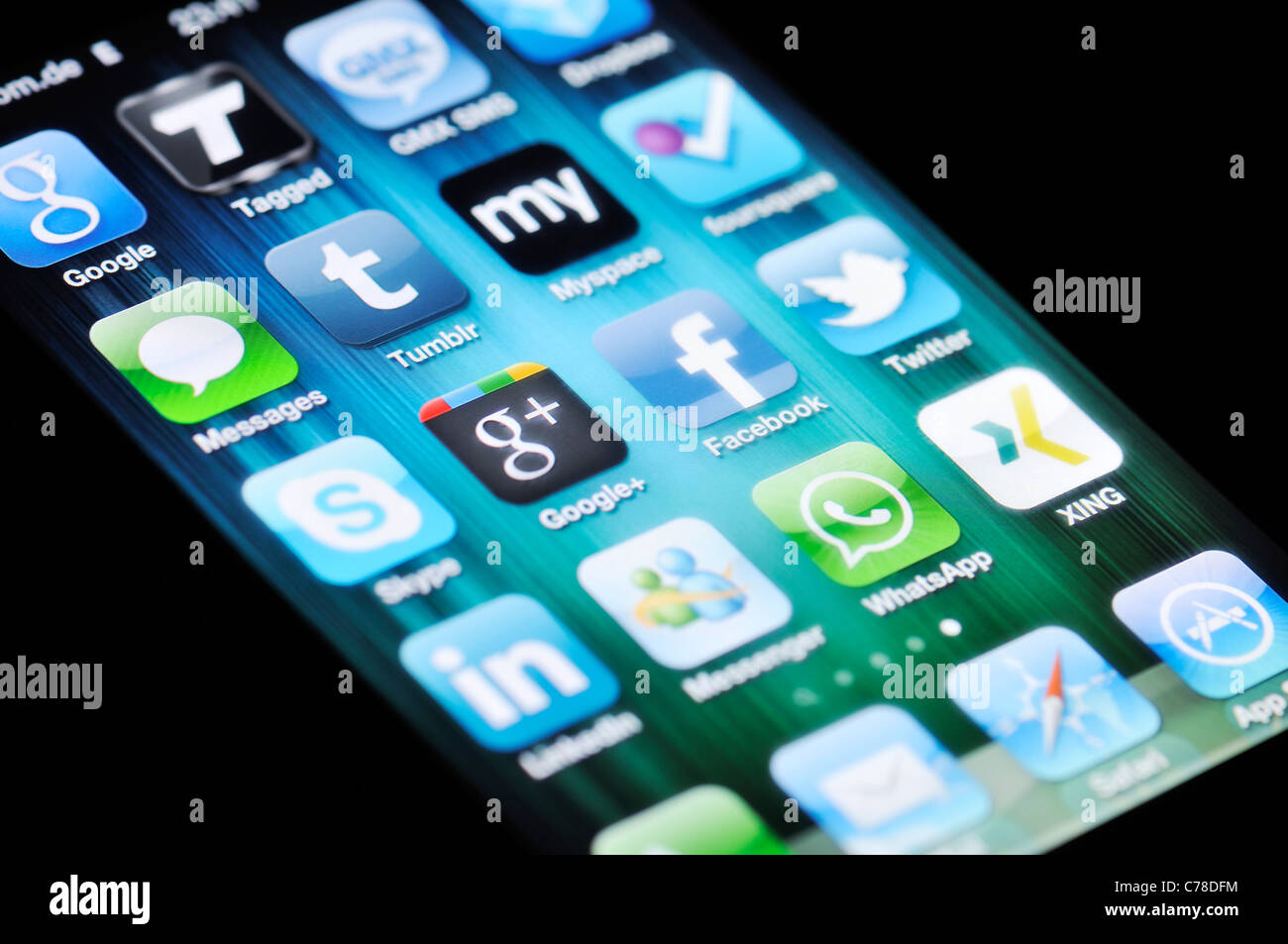 Social Media App su Apple iPhone 4 Foto Stock
