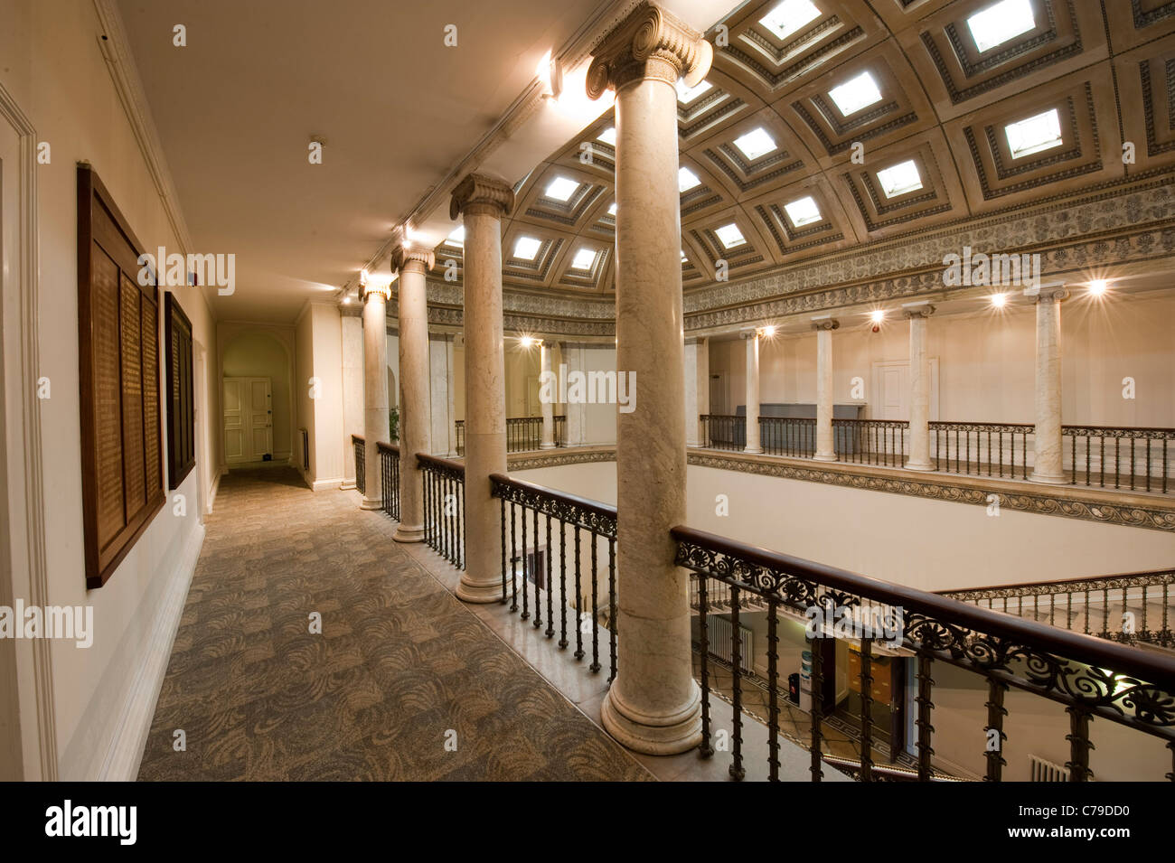 Leigh corte, Il Grade ii Listed, mansion house mansion inglese, costruito nel 1814, bagno in pietra. Stile palladiano, architettura Foto Stock