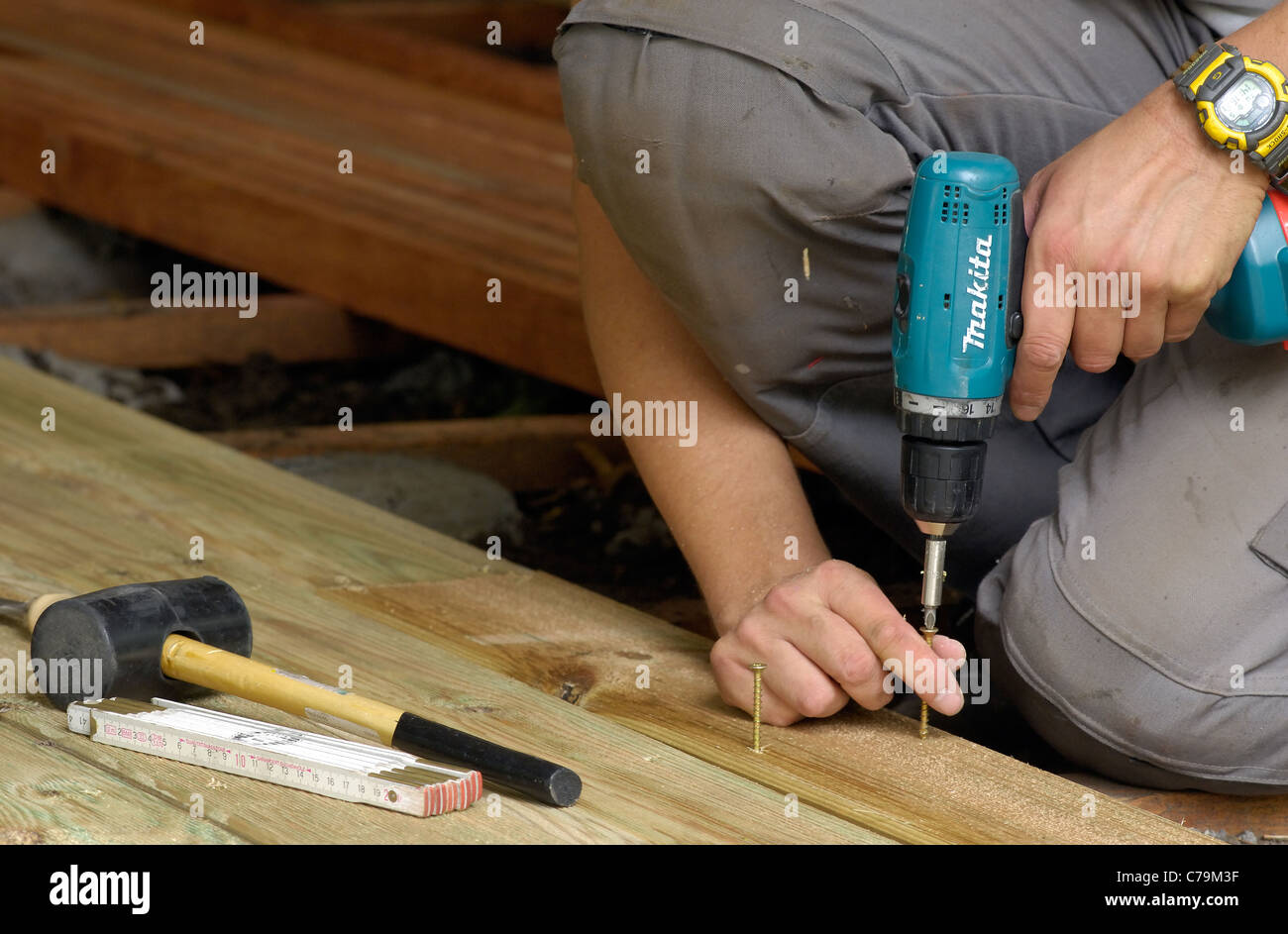 Workman tavoloni di fissaggio Foto Stock