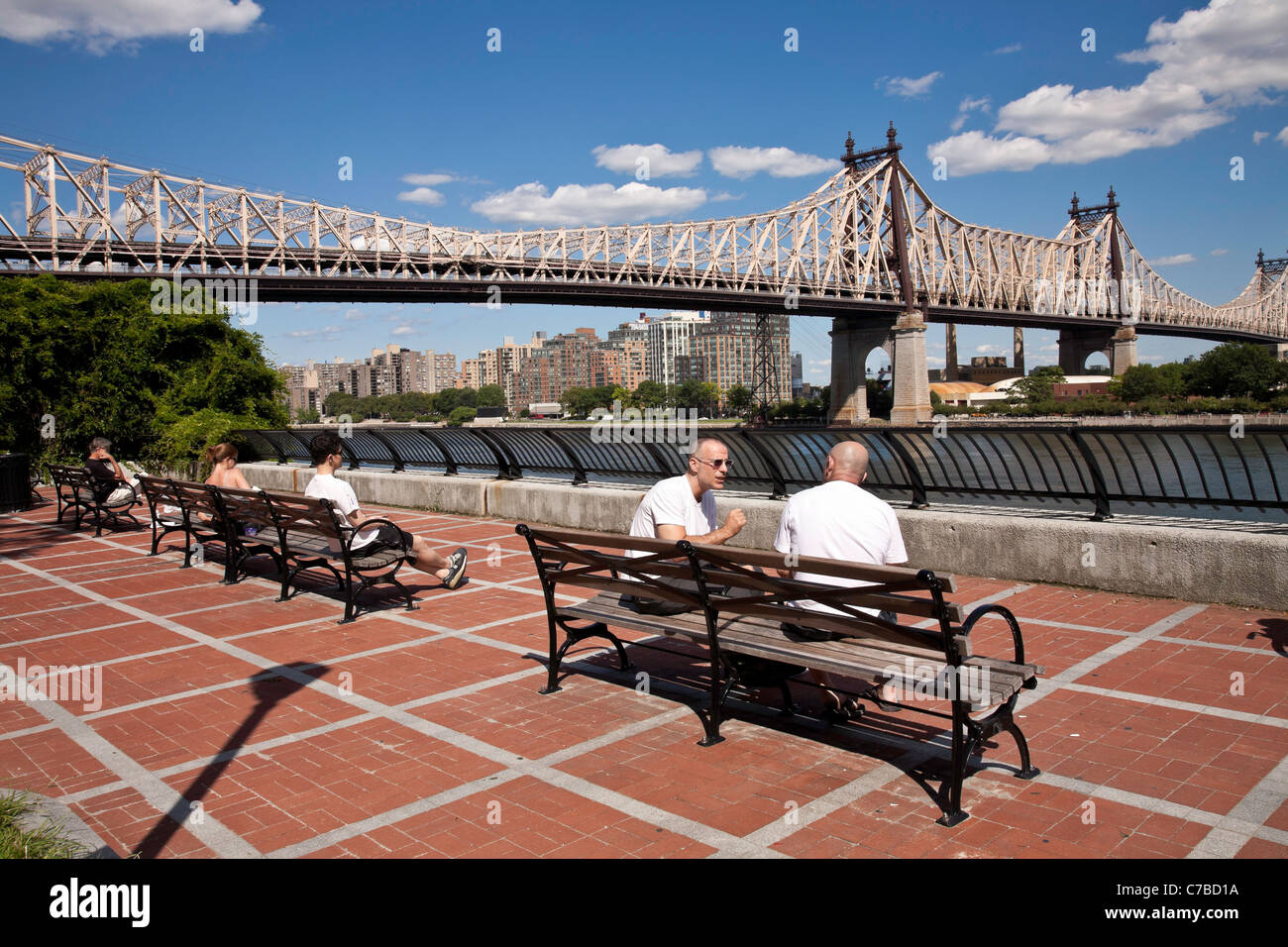 Il Sutton Place Park e la Ed Koch Queensboro Bridge Foto Stock