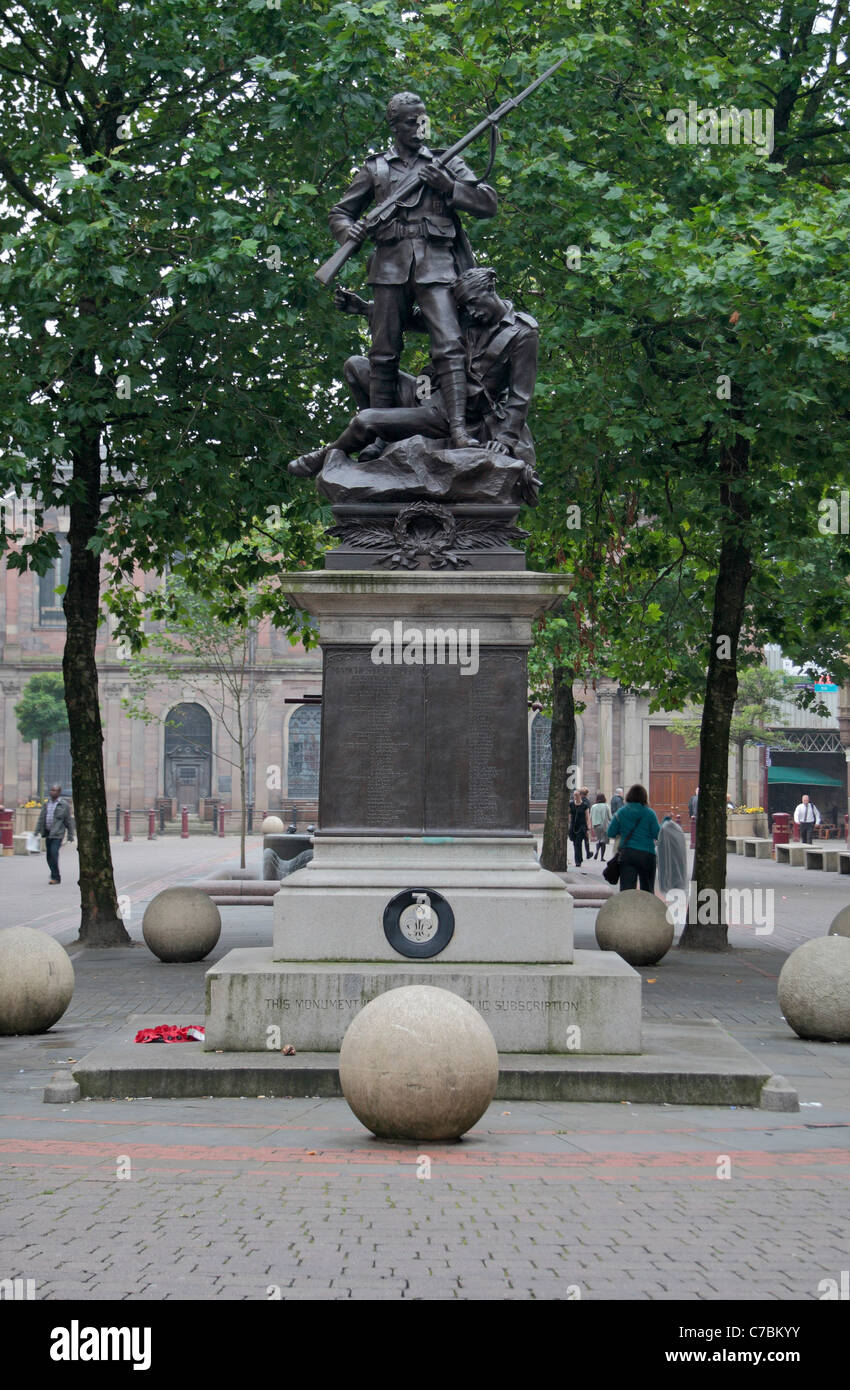 La guerra boera memorial a St Ann's Square, il centro città di Manchester, UK. Foto Stock