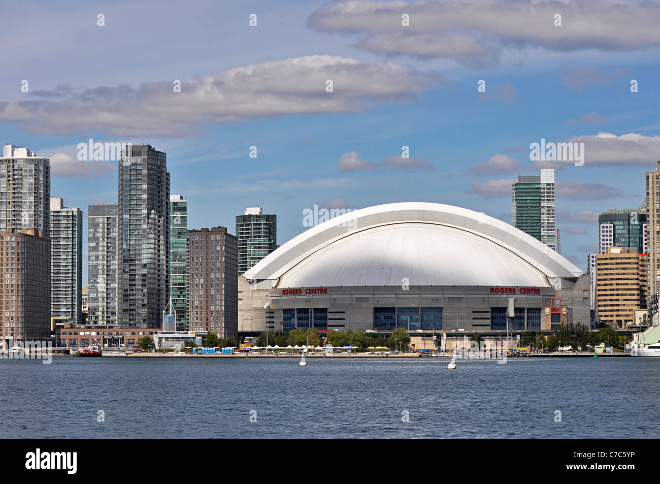 Toronto vista del porto, il Rogers Centre, Highrise edifici Foto Stock