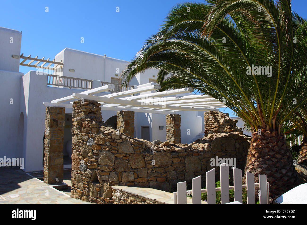 La tradizionale architettura cicladica di Mykonos. Foto Stock
