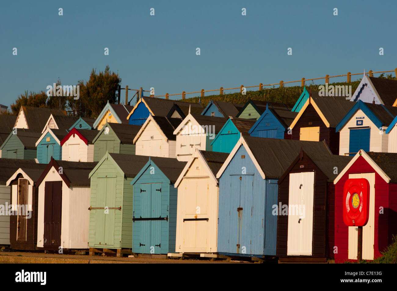 Cabine sulla spiaggia, vecchio Felixstowe Foto Stock