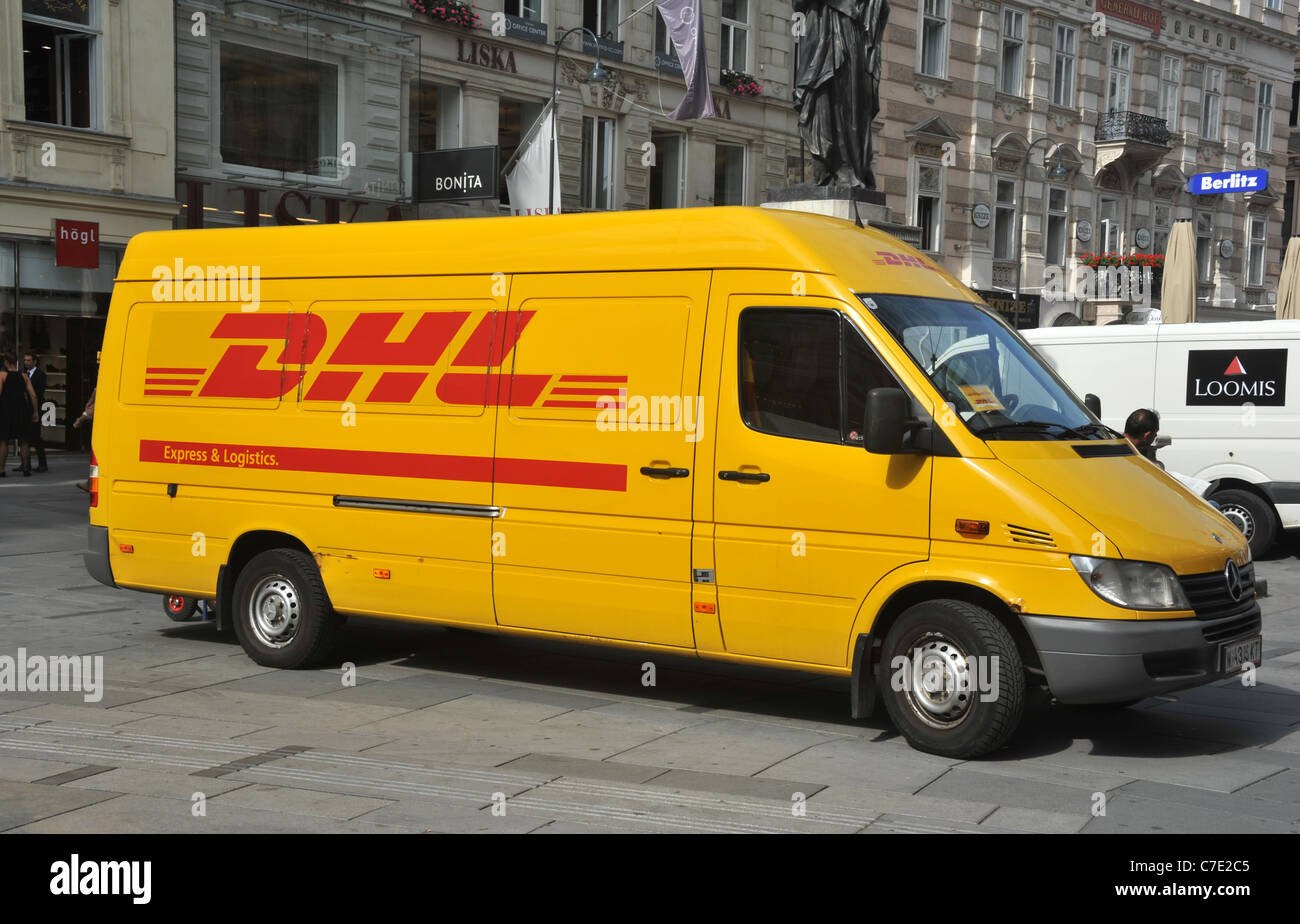 DHL van, DHL Express furgoncino Foto Stock