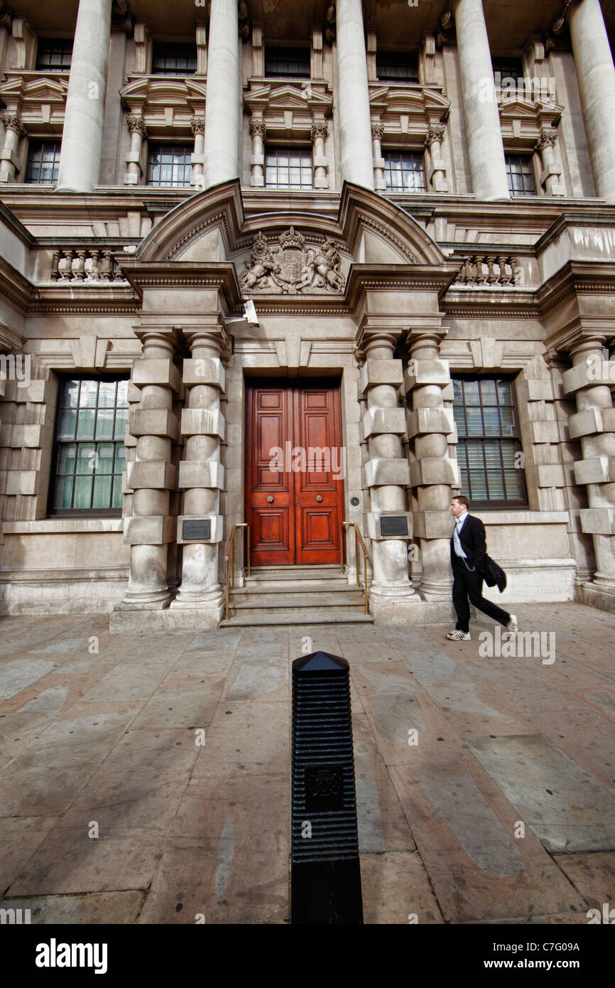Vecchia guerra Edificio per uffici di Londra, Inghilterra Foto Stock