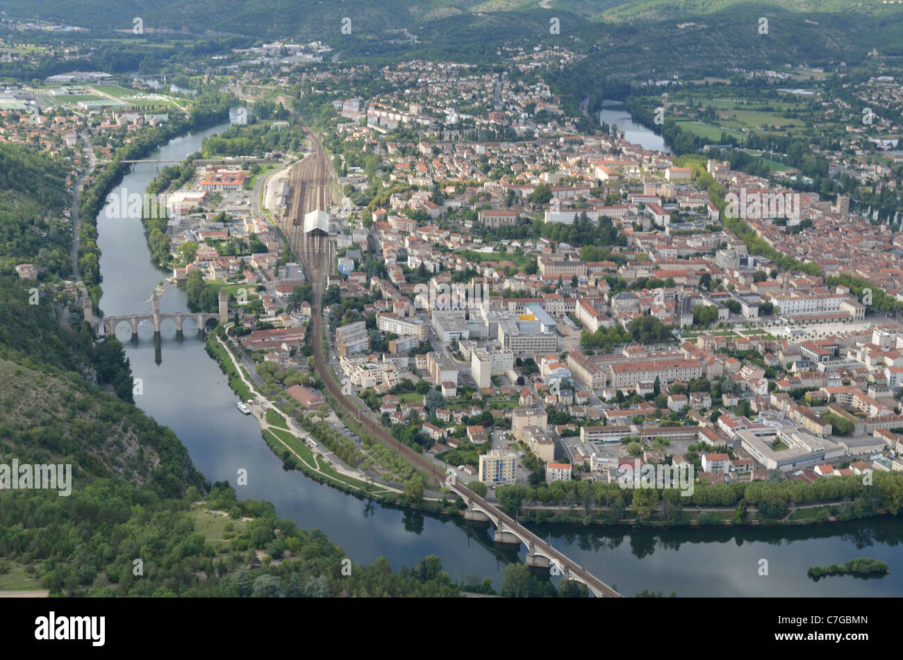 Città Cahor nella regione Midi-Pyrénées. Con Pont Valentré xiv secolo ponte fortificato. Francia Foto Stock