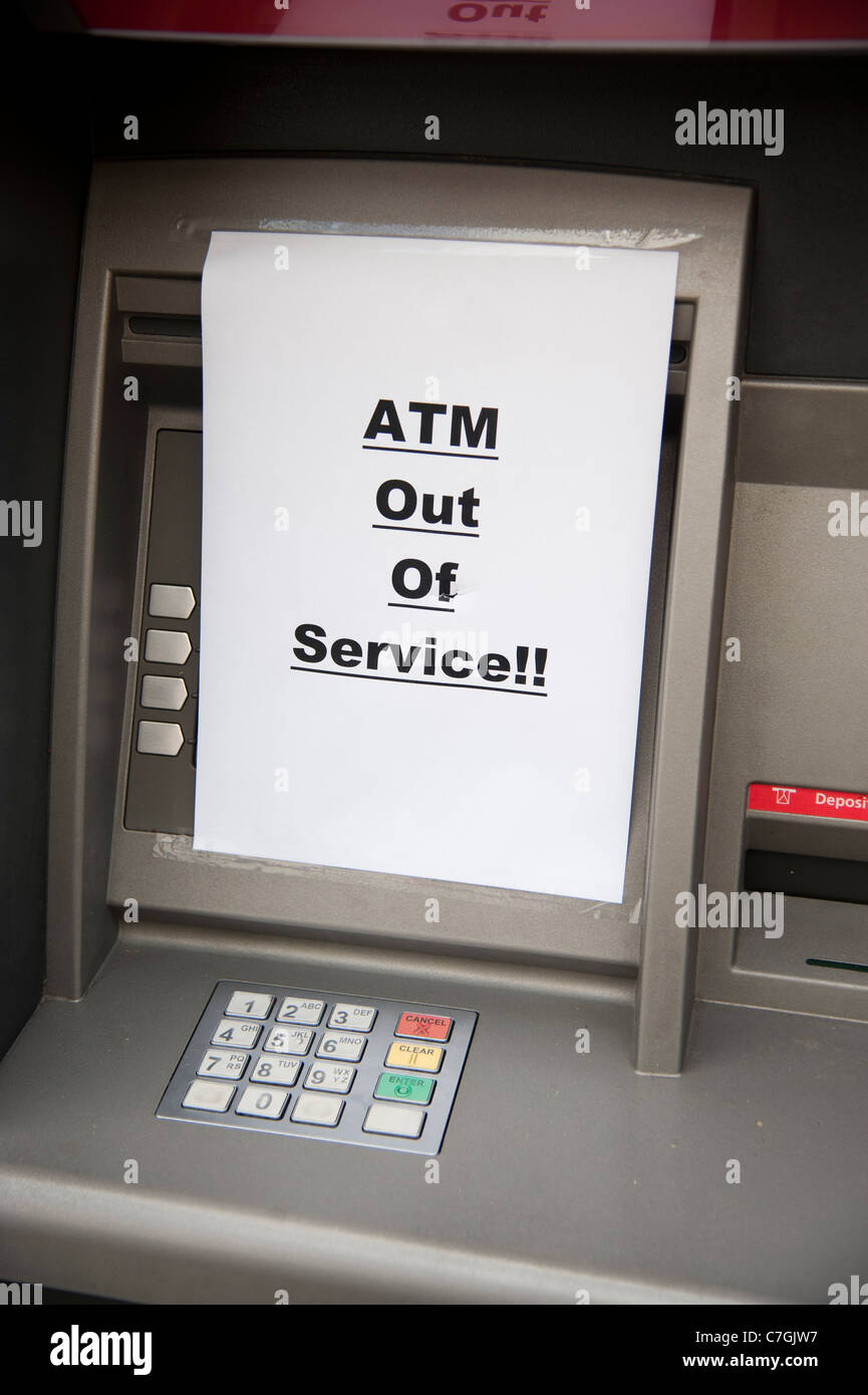A Santander, ATM cash point macchina fuori servizio, REGNO UNITO Foto Stock