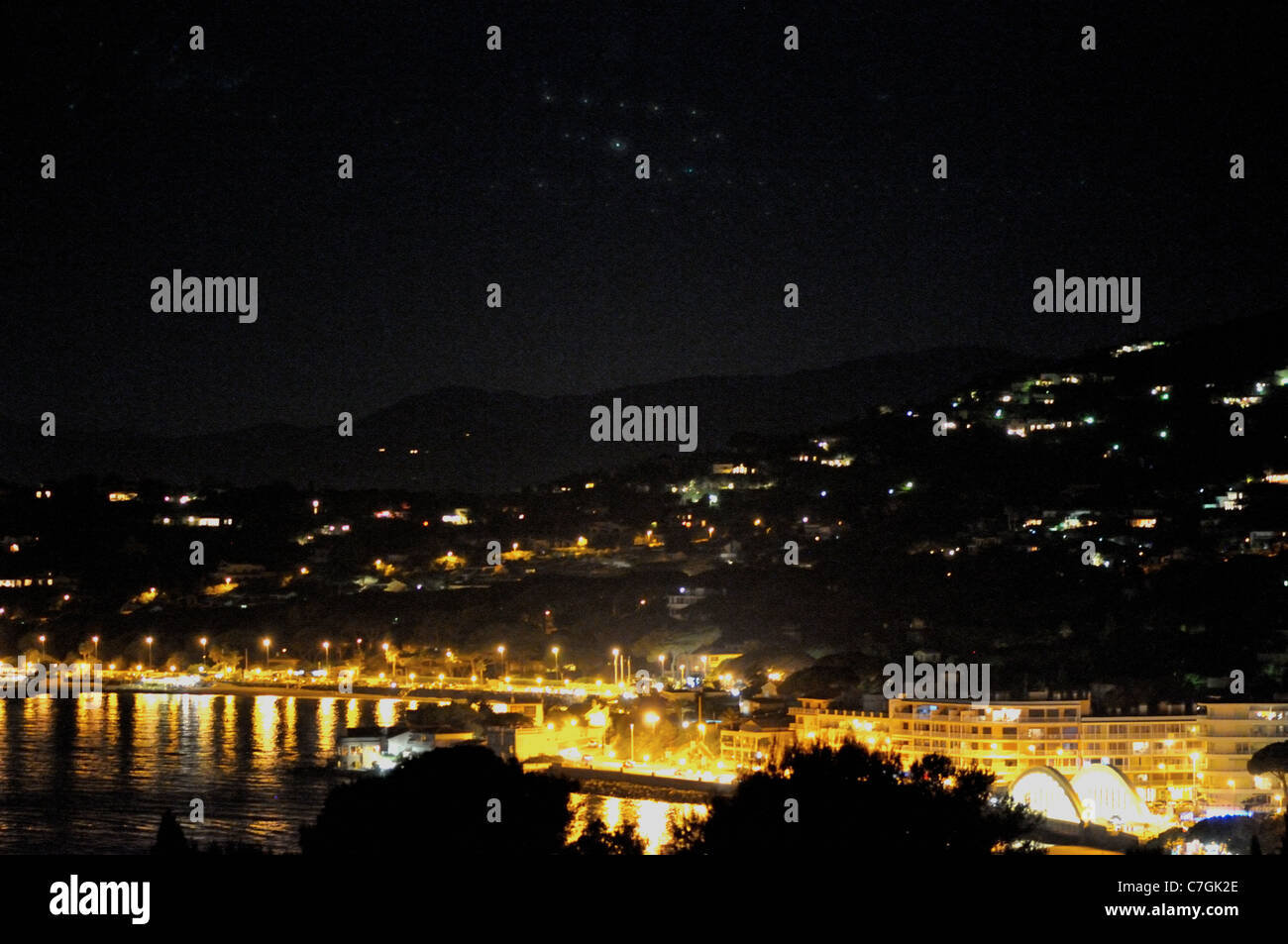 Oggetti volanti non identificati fotografati da Sainte Maxime in Francia sulla Costa Azzurra Foto Stock