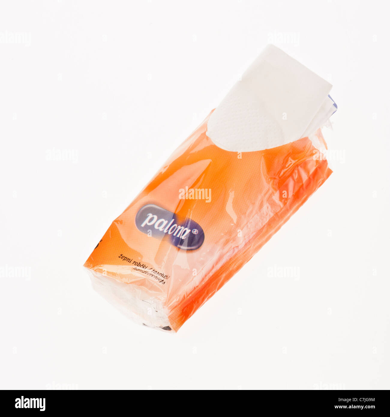 Un pacco di Paloma marca fazzoletti di carta su un bianco sfondo  retroilluminato Foto stock - Alamy