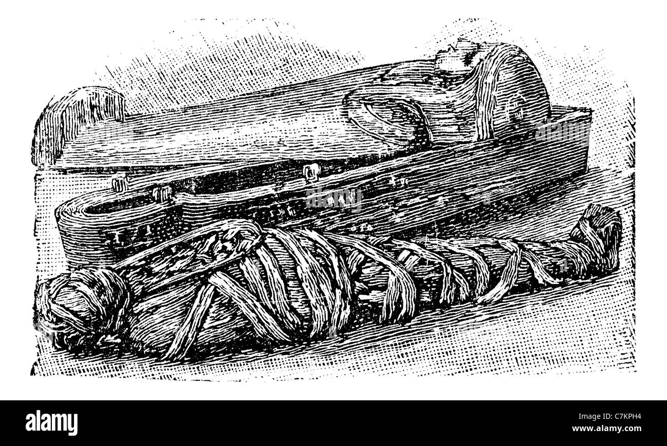 Mummia egizia e sarcofago (British Museum), vintage illustrazioni incise. Trousset enciclopedia (1886 - 1891). Foto Stock