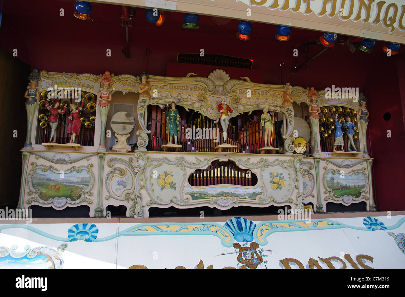 1902 Gavioli Concerto Symphonique Fair Organ Chiudi vista Foto Stock