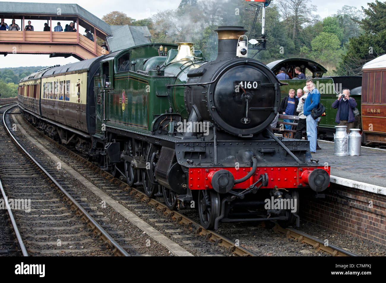 Gwr Grande Prairie serbatoio 2-6-2 n. 4160 locomotiva a vapore a bewdley stazione in worcestershire in Severn Valley Railway Foto Stock