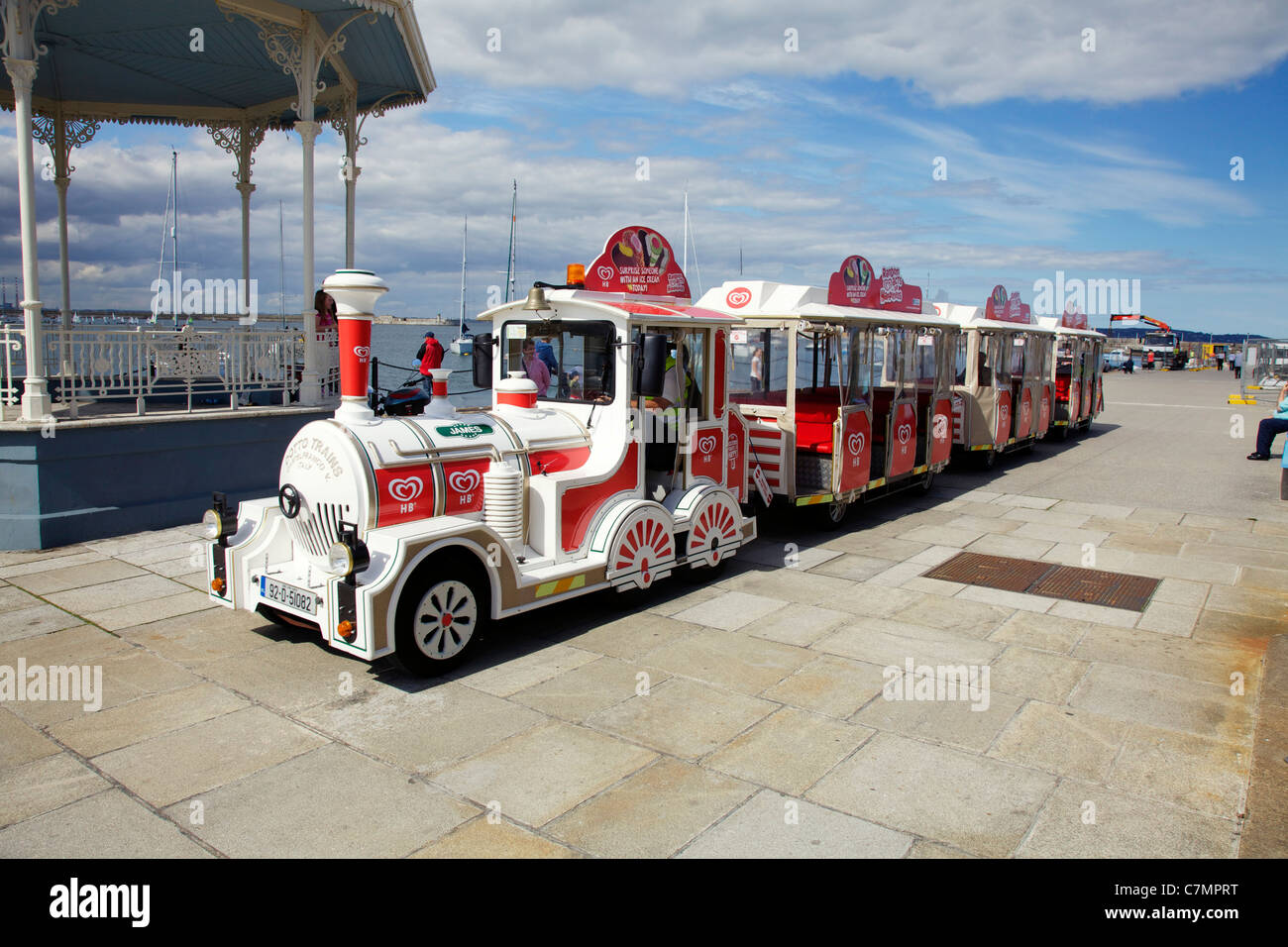 Treno per bambini a Dun Laoghaire Harbour, Dublino Foto Stock