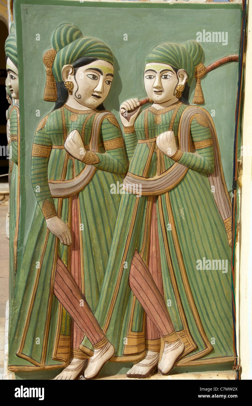 Le figure Peacock gate Pitam Niwas Chowk City Palace Jaipur India Rajasthan Foto Stock