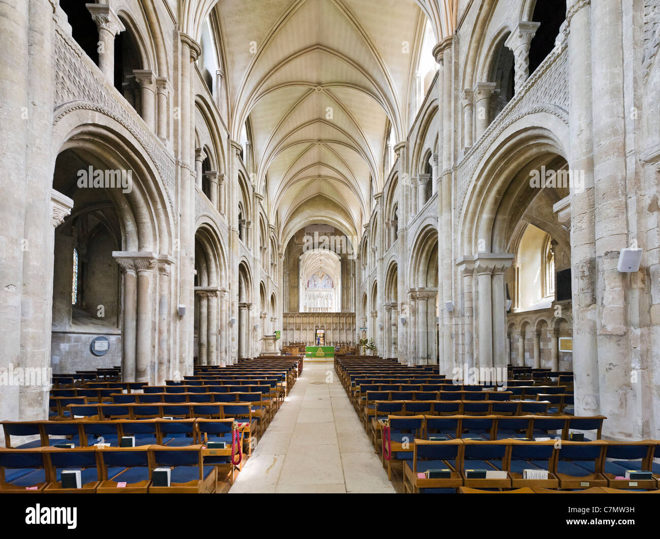 Navata di Christchurch Priory, Christchurch, Dorset, England, Regno Unito Foto Stock