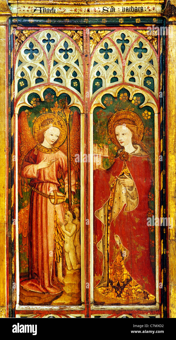 Barton Turf, Norfolk, rood screen, Angeli ordine di Angeli e Santa Barbara medievale inglese schermi dipinti di pittura dipinta Foto Stock