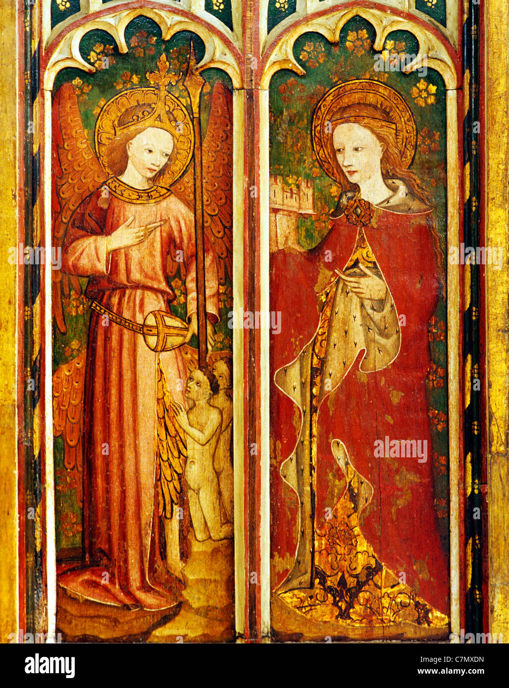 Barton Turf, Norfolk, rood screen, Angeli ordine di Angeli e Santa Barbara medievale inglese schermi dipinti di pittura dipinta Foto Stock