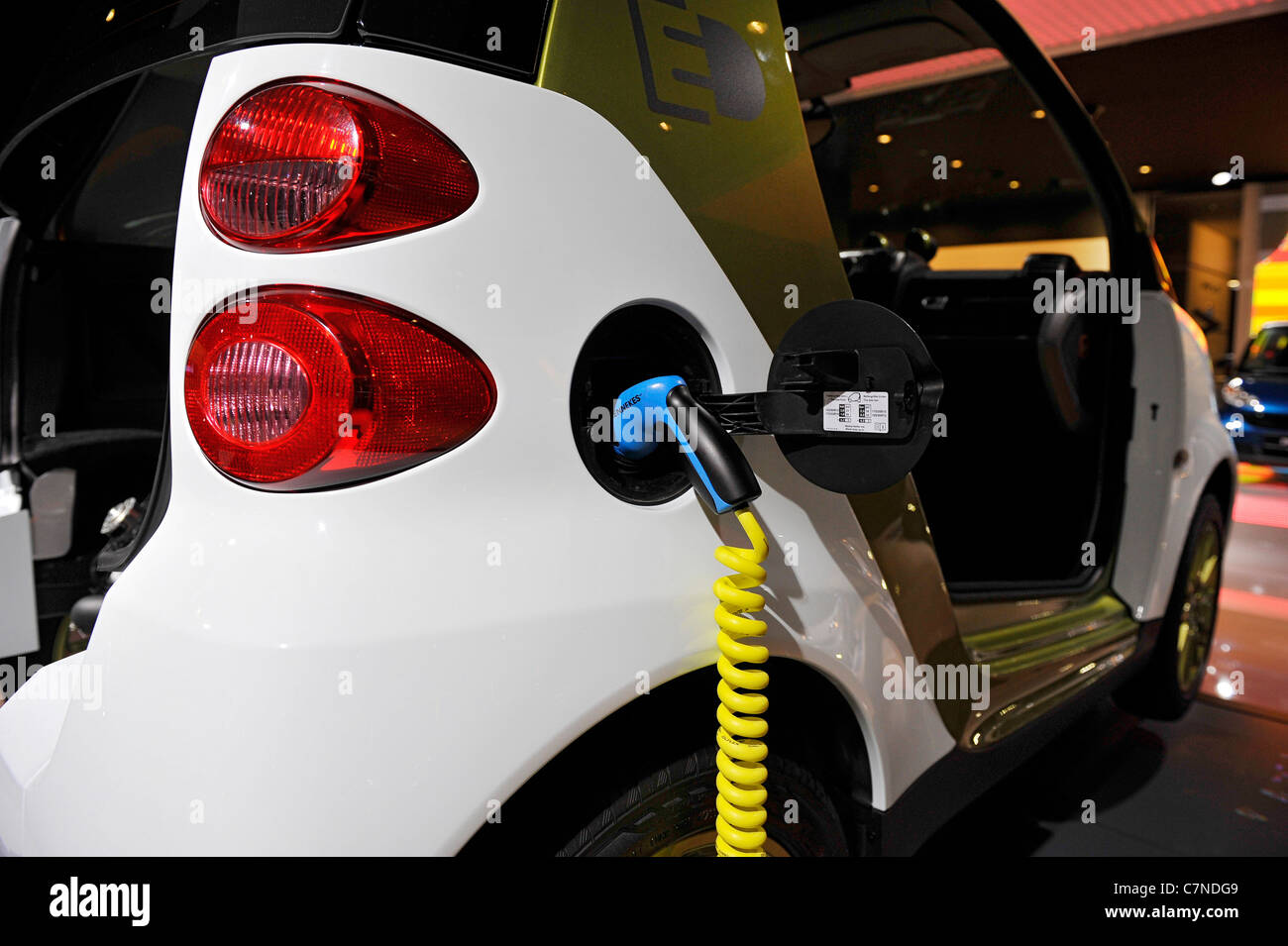 Carica, smart, azionamento elettrico auto elettriche, e-mobile, IAA, International Motor Show di Francoforte, Germania Foto Stock