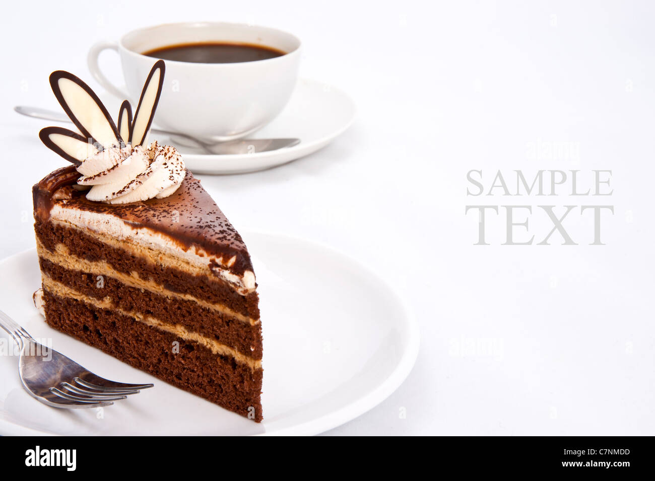 Tre strati di torta al cioccolato con caffè espresso Foto Stock