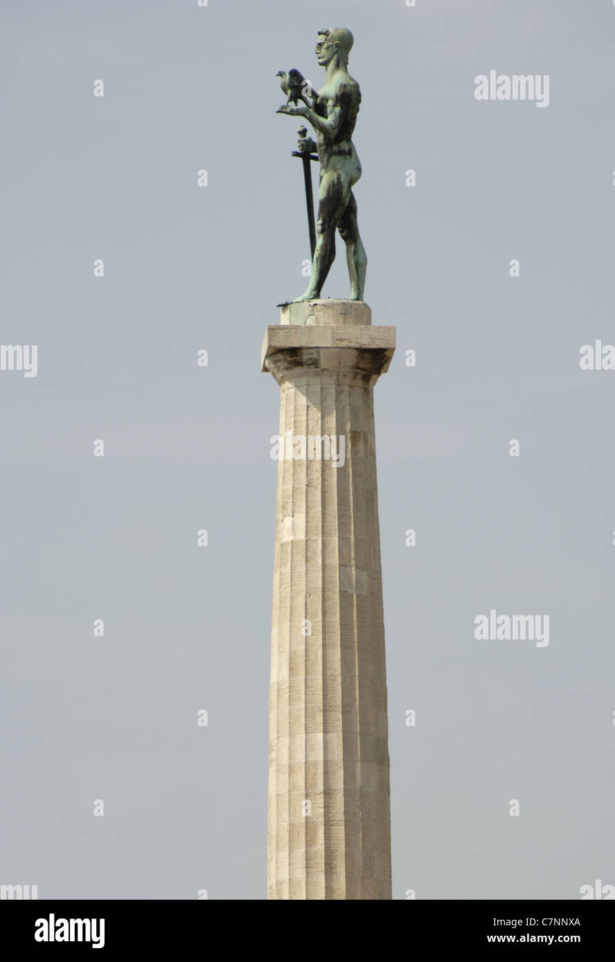 Pobednik (Victor). Costruito da Ivan Mestrovic per commemorare le vittorie serbo nella prima guerra dei Balcani e la guerra mondiale I. Foto Stock