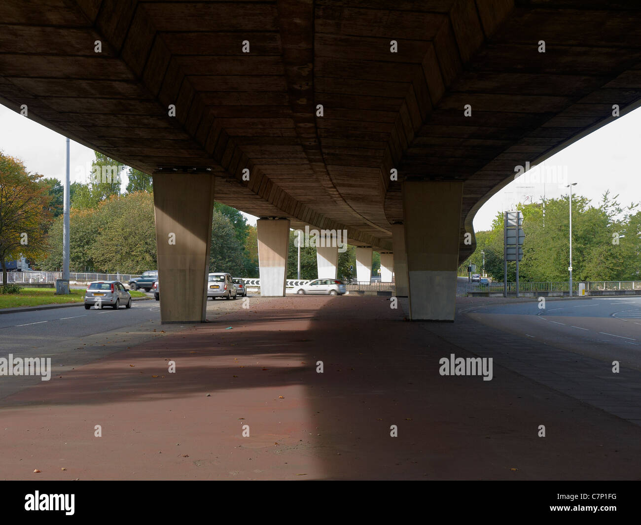 Sotto il Mancunian Way a Manchester REGNO UNITO Foto Stock