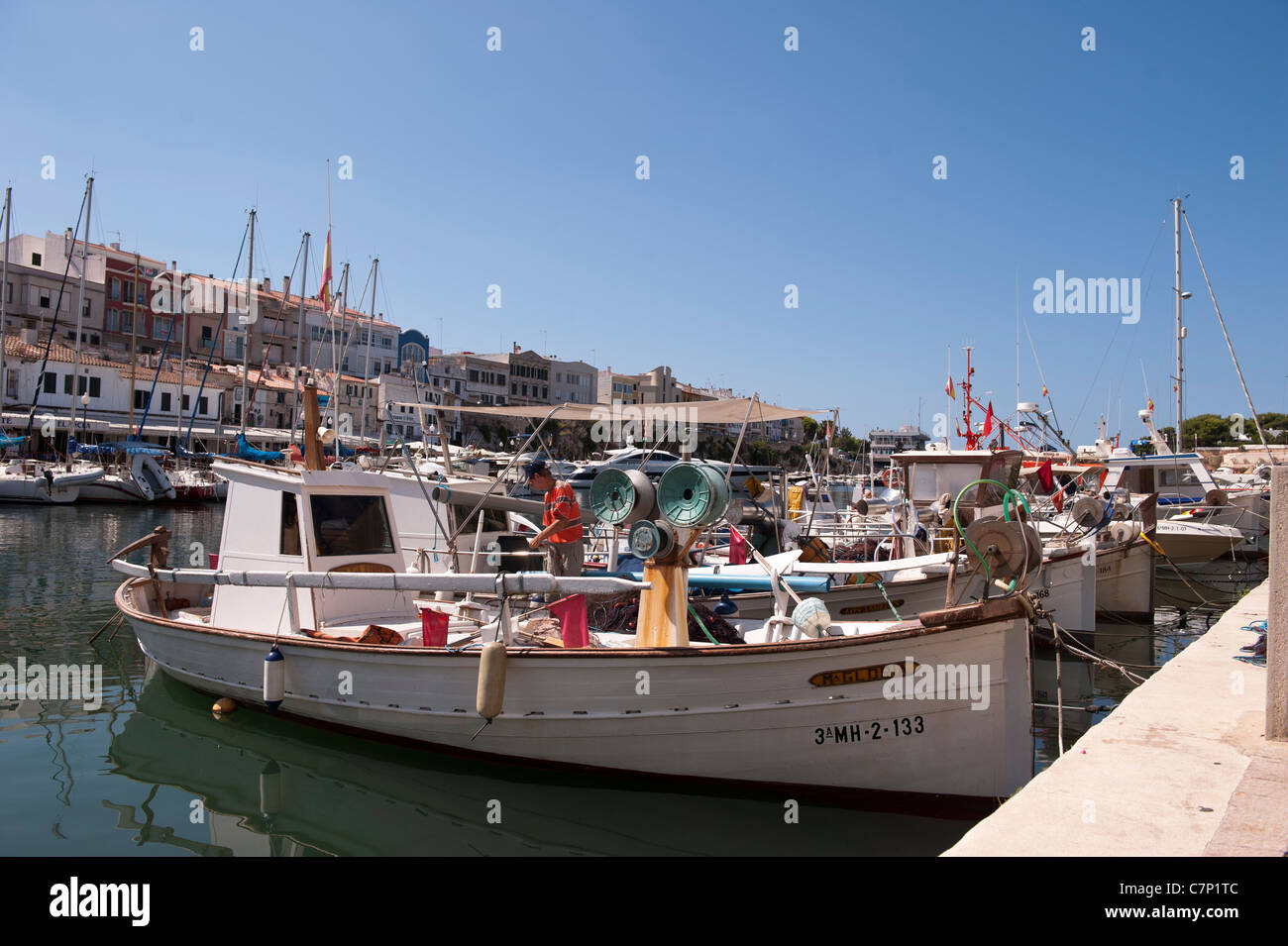 Ciutadella de Menorca - Pesca barche ormeggiate nel porto a Minorca / Isola di Minorca. Foto Stock