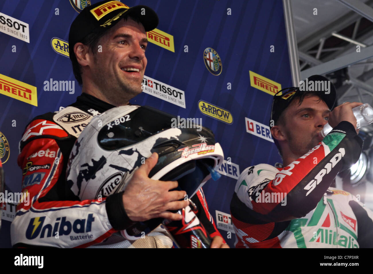 IMOLA - IT - SBK World Championship - Carlos Checa (Ducati) Leon Canier (Aprilia) Foto Stock