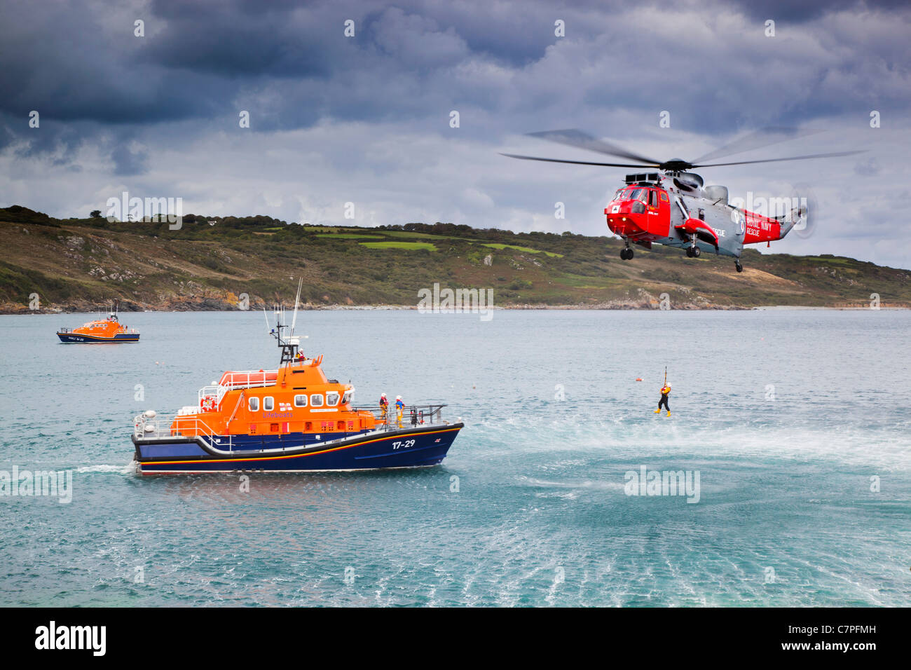 Scialuppa di salvataggio Coverack giorno; visualizzazione di soccorso; Cornovaglia; Regno Unito Foto Stock
