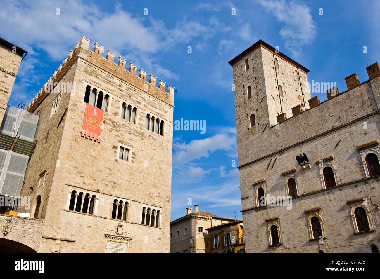 L'Italia, l'Umbria, Todi, Piazza del Popolo e Palazzo del Capitano e Palazzo del Popolo Palace Foto Stock