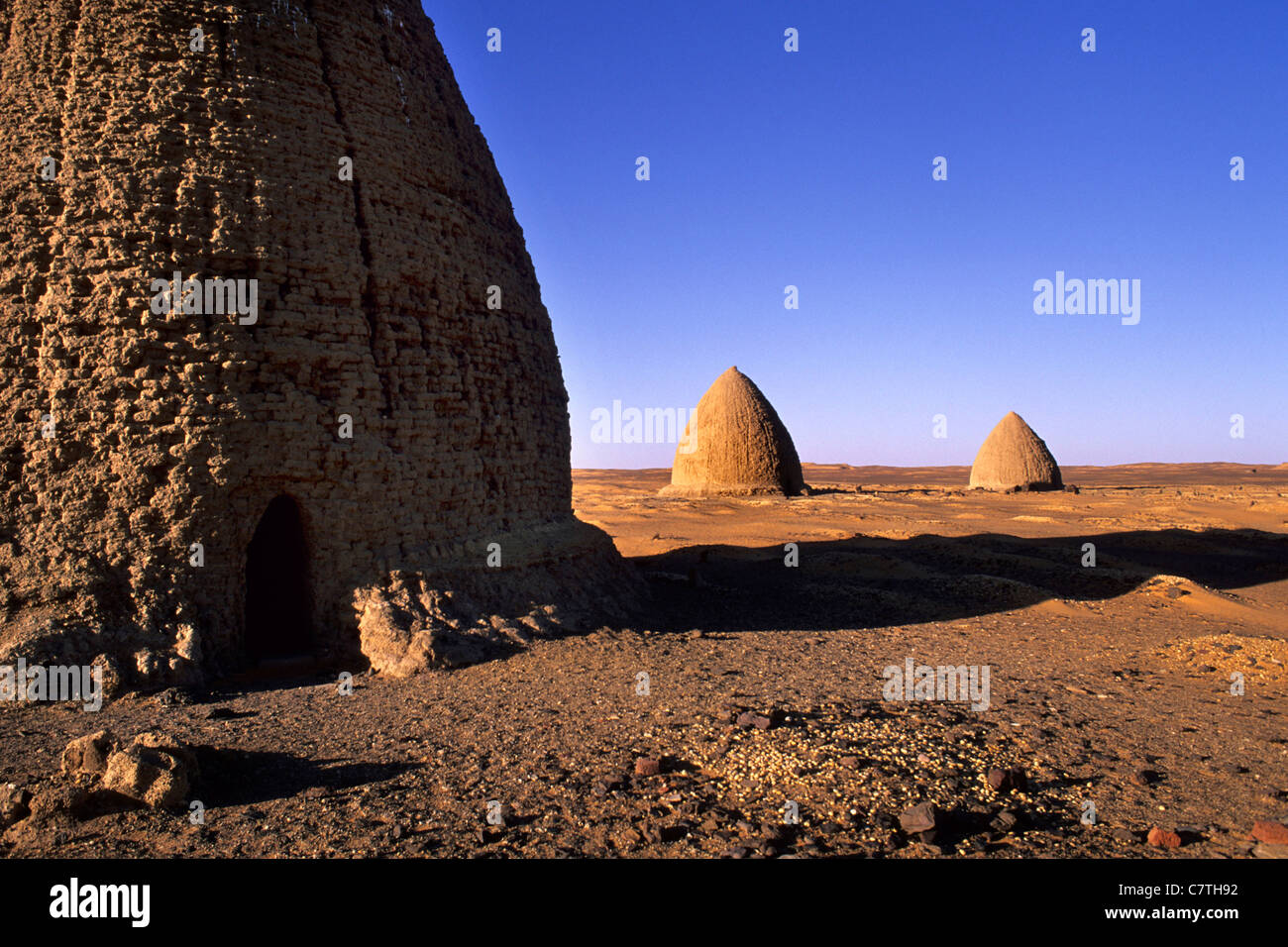 Africa, Sudan Nubia, Dongola, il vecchio tombe Foto Stock