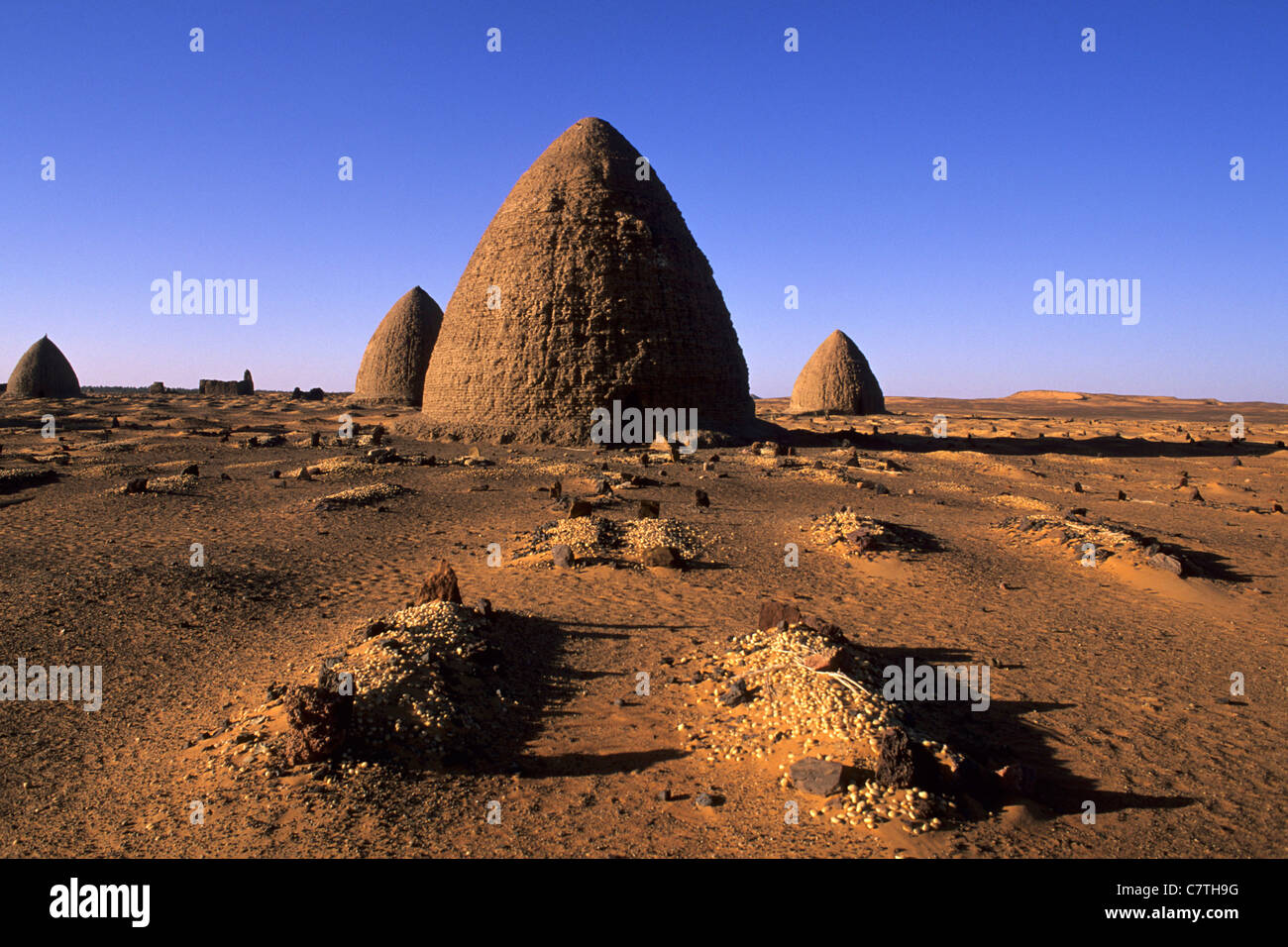 Africa, Sudan Nubia, Dongola, il vecchio tombe Foto Stock
