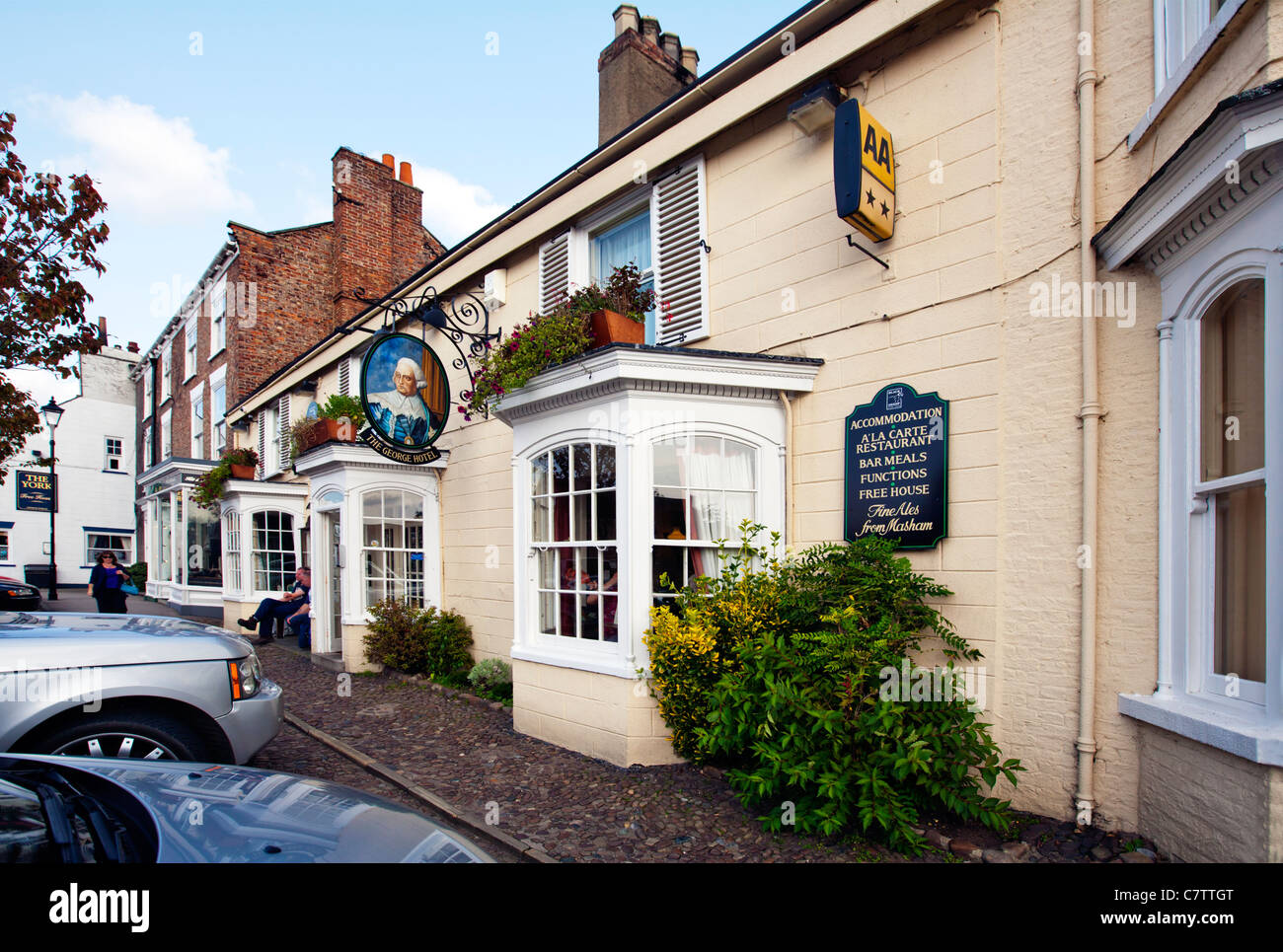 The George Hotel e ristorante, Easingwold, vicino a York, nello Yorkshire, Inghilterra, Regno Unito, Europa Foto Stock