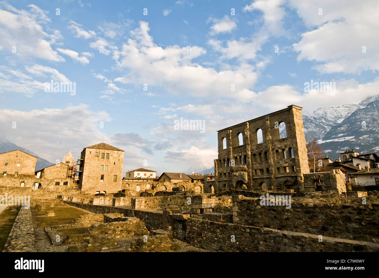 L'Italia, Valle d'Aosta, Aosta, Teatro Romano Foto Stock