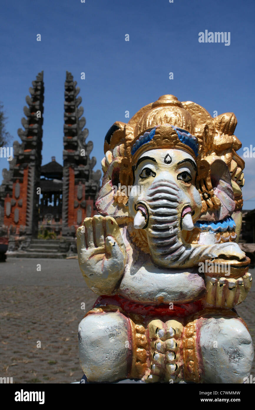 Ganesh Statua di Ulun Danu Batur tempio, Bali Foto Stock
