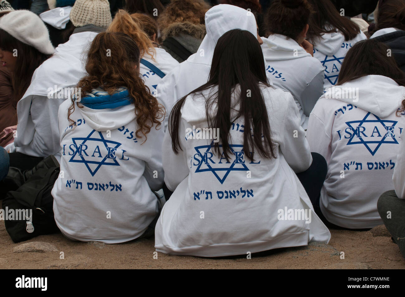 Una delegazione di Israele gli studenti delle scuole superiori da parte dell'alleanza di alta scuola per partecipare ad una cerimonia commemorativa al campo della morte di Treblinka Foto Stock