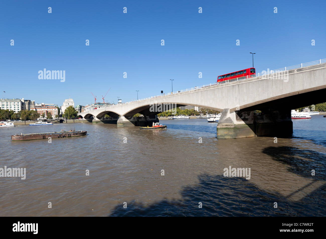 Waterloo Bridge dal Southbank, Londra, Regno Unito. Foto Stock