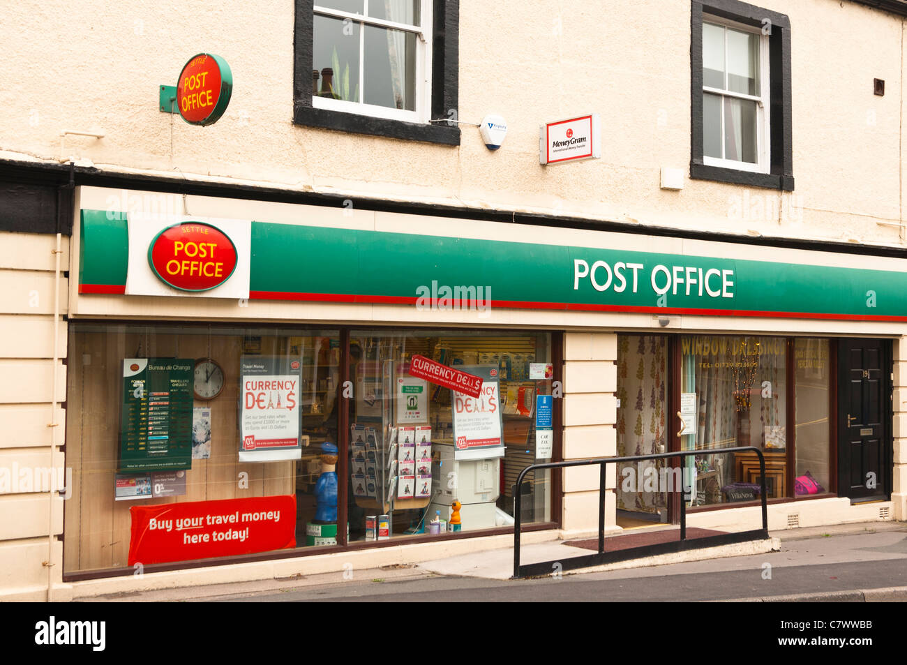 Il Post Office a Settle in North Yorkshire , Inghilterra , Inghilterra , Regno Unito Foto Stock Il Post Office a Settle in North Yorkshire , Inghilterra , Inghilterra , Regno Unito Foto Stock