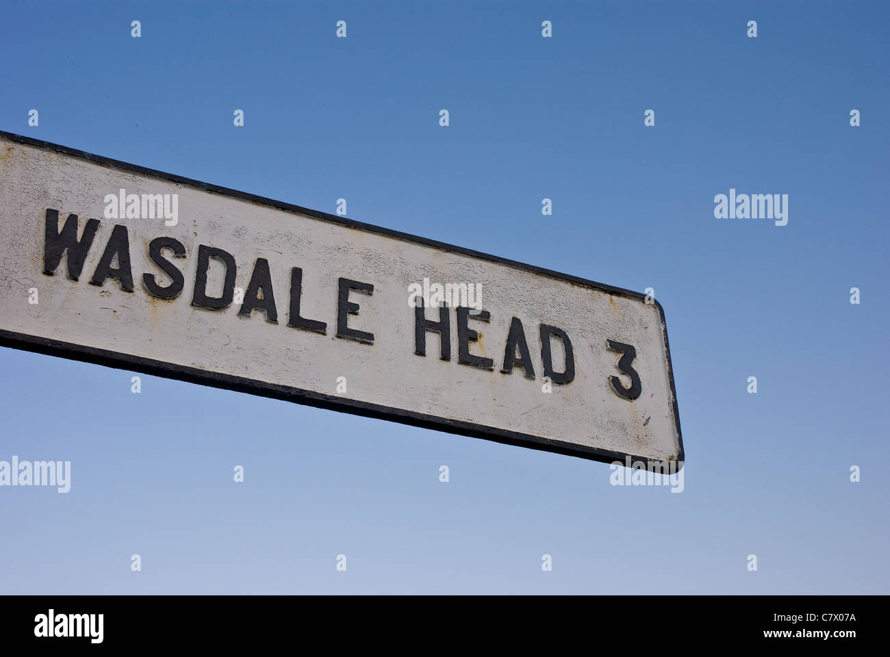 Cartello per Wasdale testa a Greendale, Lake District, Cumbria Foto Stock
