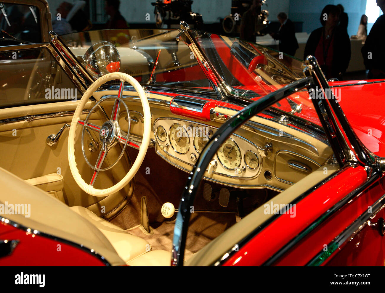 Mercedes Benz Museum Germania Foto Stock