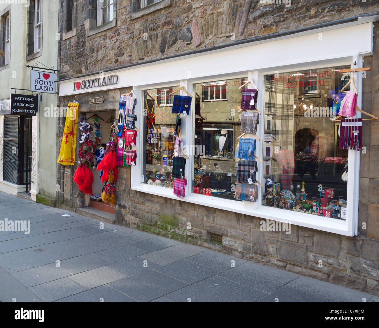 Negozio di articoli da regalo in Edinburgh chiamato io amo la Scozia Foto Stock