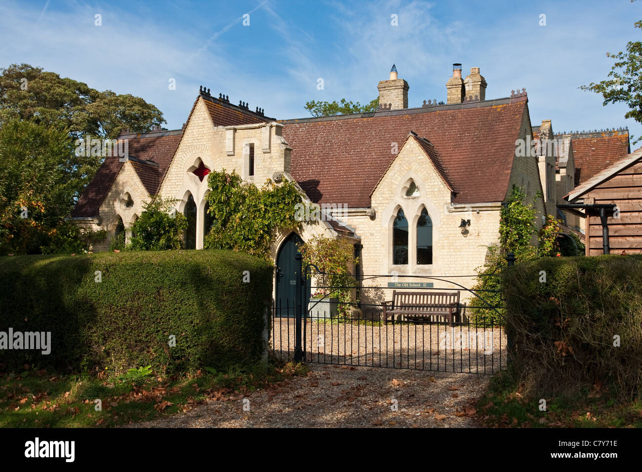 La vecchia scuola, ora una casa privata nel villaggio di Longstowe, Cambridgeshire, Regno Unito Foto Stock