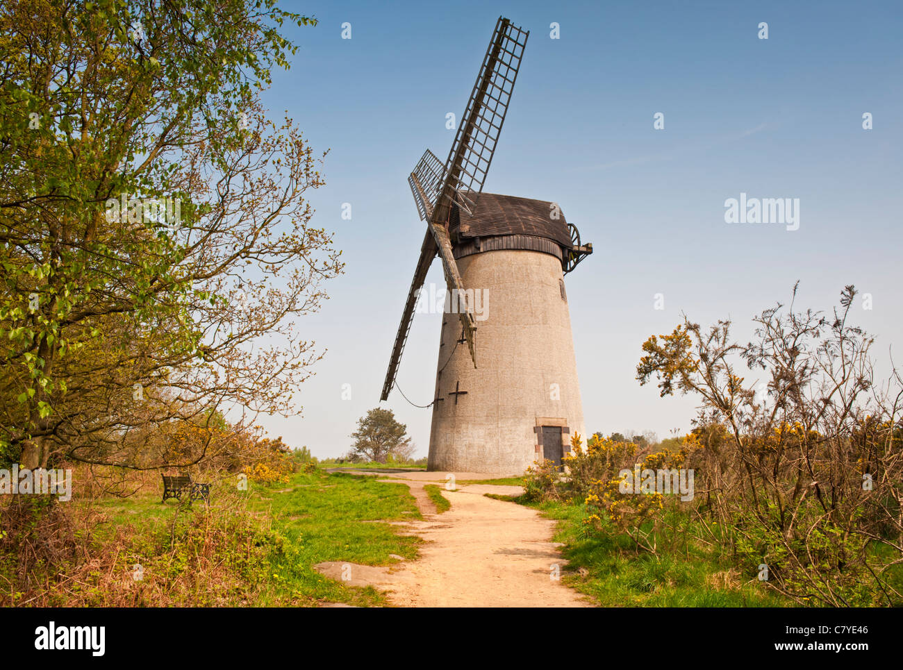 Bidston Windmill Bidston Hill, vicino a Birkenhead, Wirral, Merseyside England, Regno Unito Foto Stock