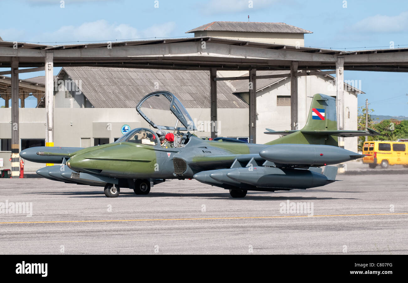 Un Uruguayan Air Force A-37B aeromobili a Natal Air Force Base in Brasile. Foto Stock
