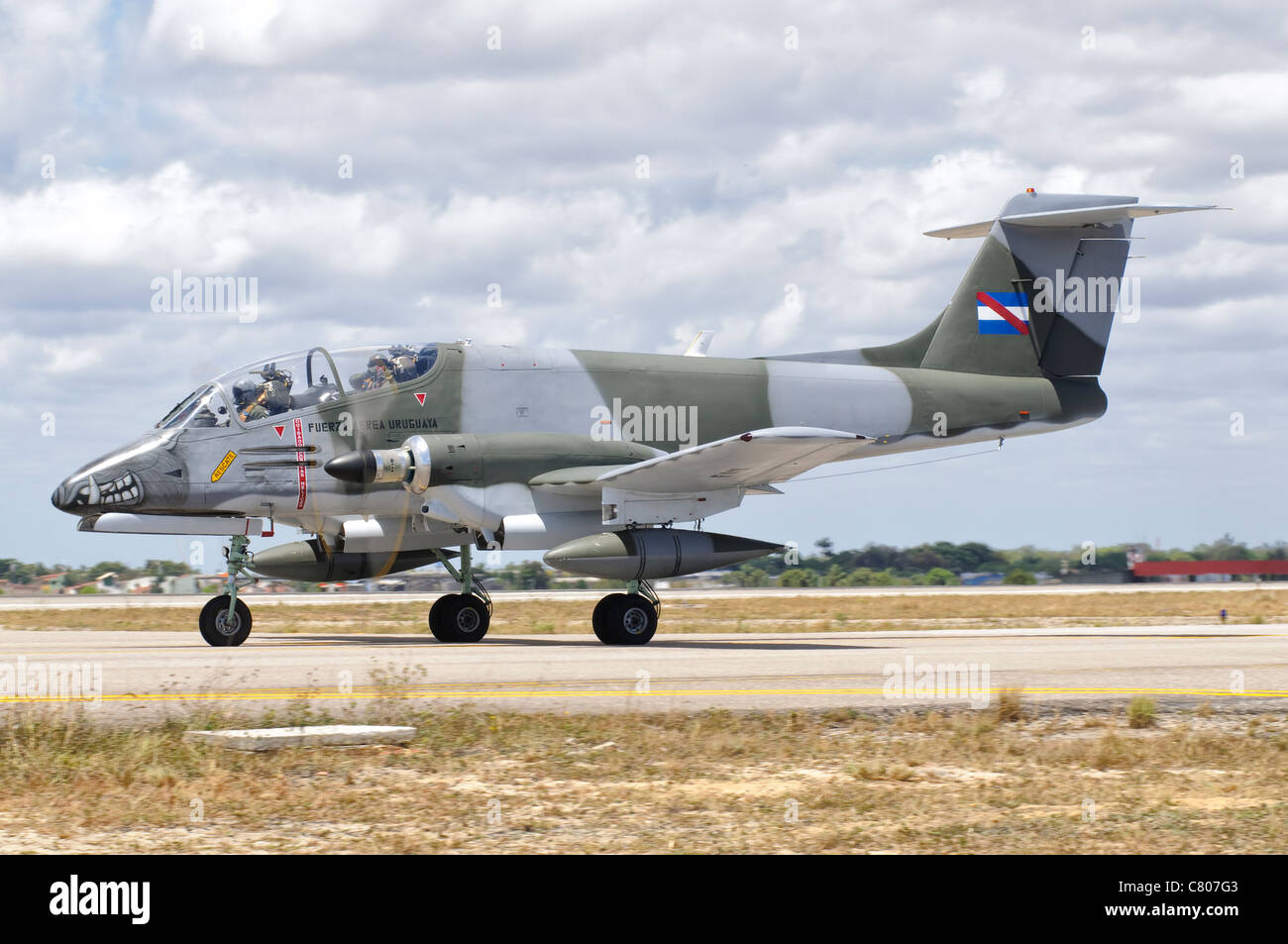 Un Uruguayan Air Force IA-58 Pucara a Natal Air Force Base in Brasile. Foto Stock