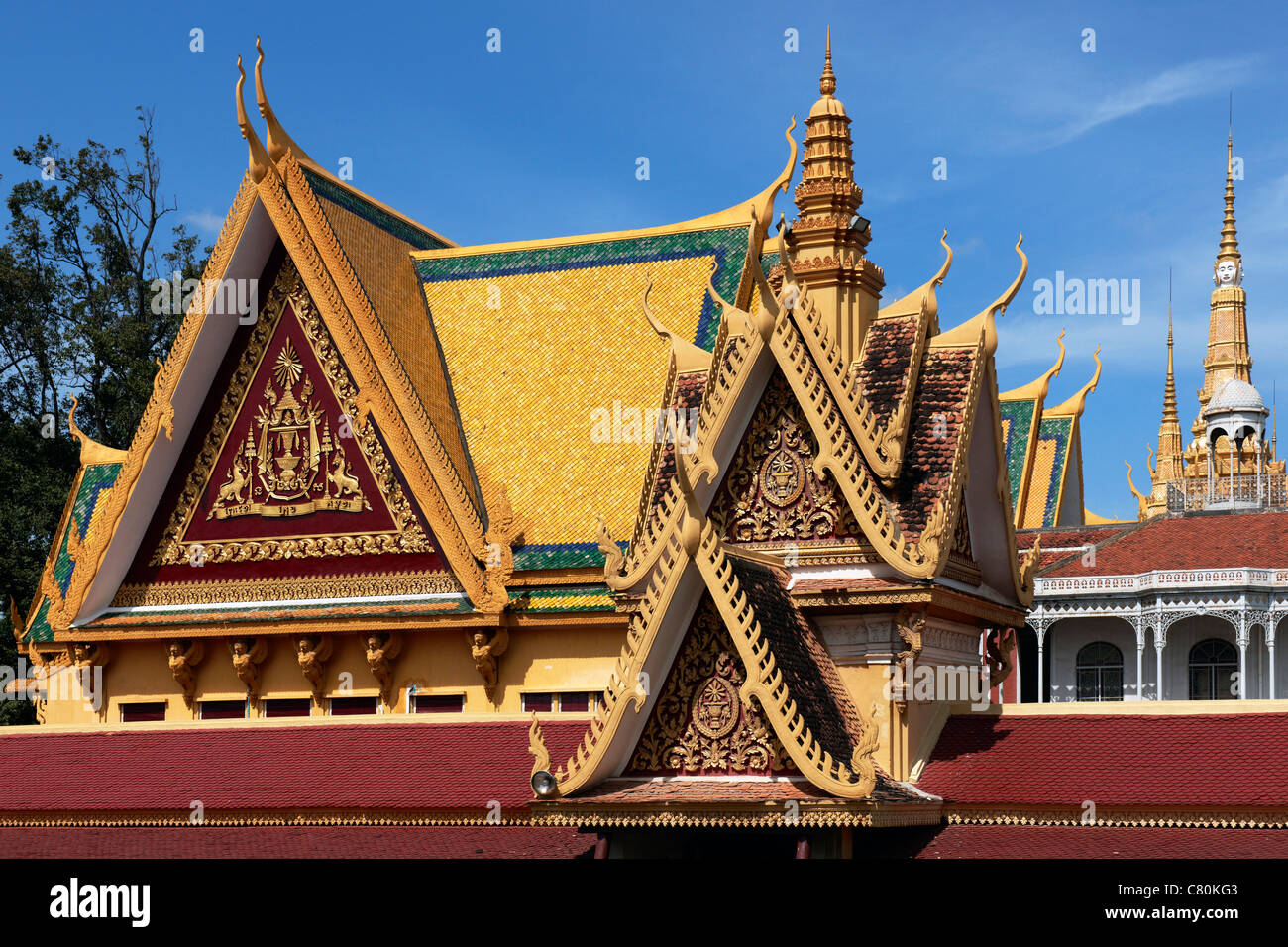 Cambogia, Phnom Penh, Royal Palace, tetto Foto Stock