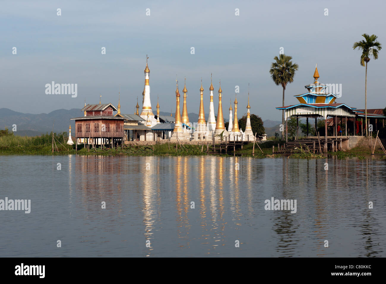 Myanmar Birmania, Stato Shan, Lago Inle, barca Foto Stock
