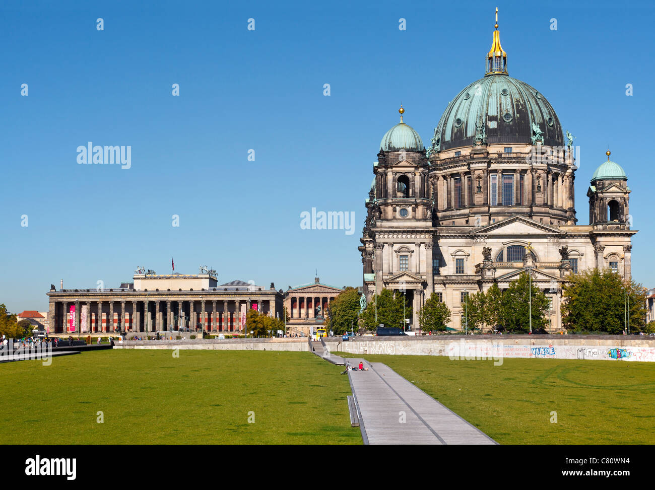 Il museo Island da Schlossplatz, con Berliner Dom, Alte Nationalgalerie e Altes Museum di Berlino, Germania Foto Stock