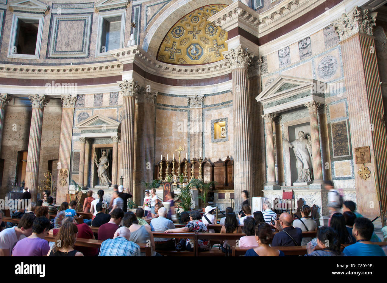 Interno del Pantheon di Roma, Italia Foto Stock