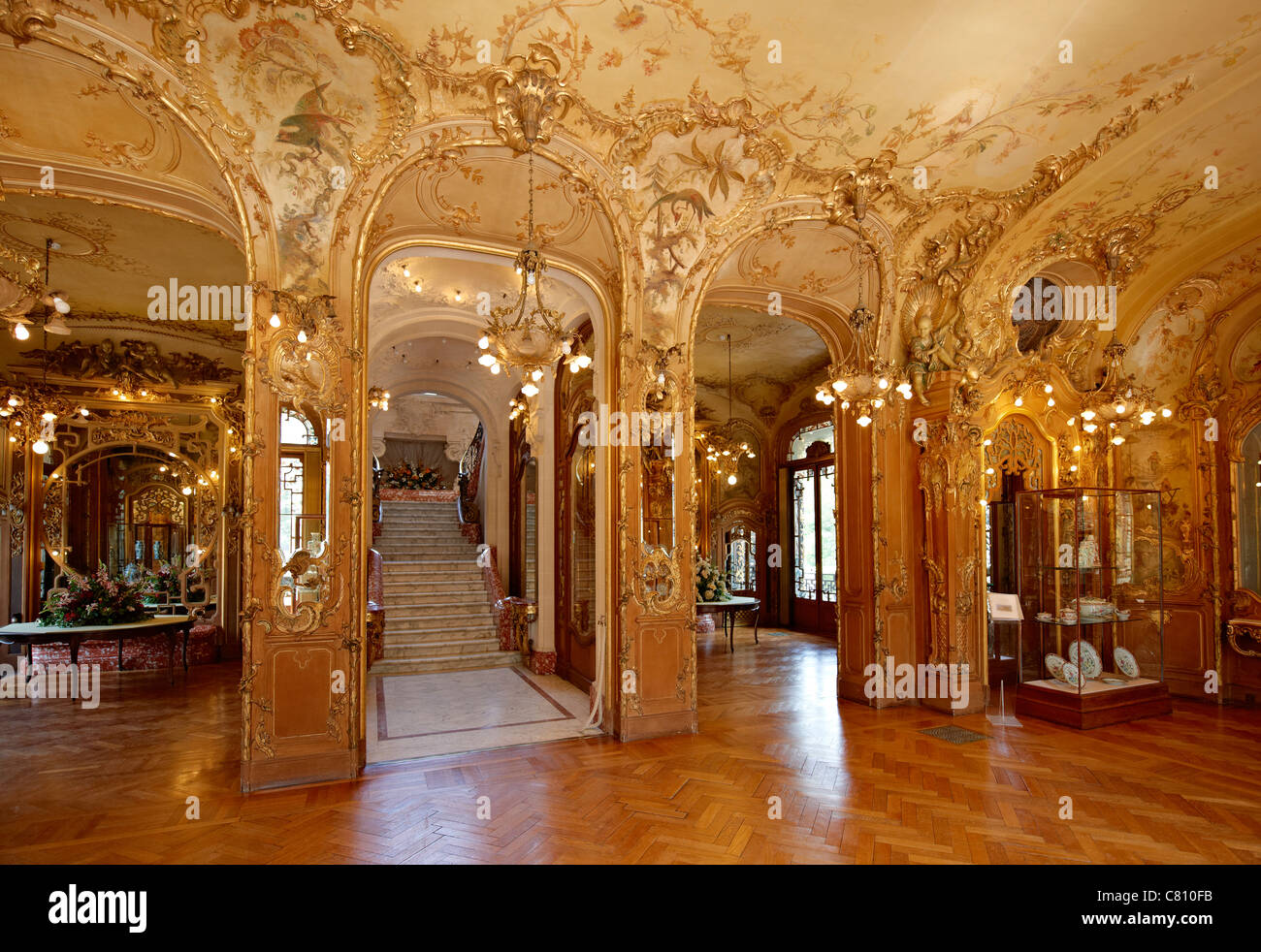 Interior shot del padiglione cinese, il Pavillon Chinois, Bruxelles, Belgio, Europa Foto Stock